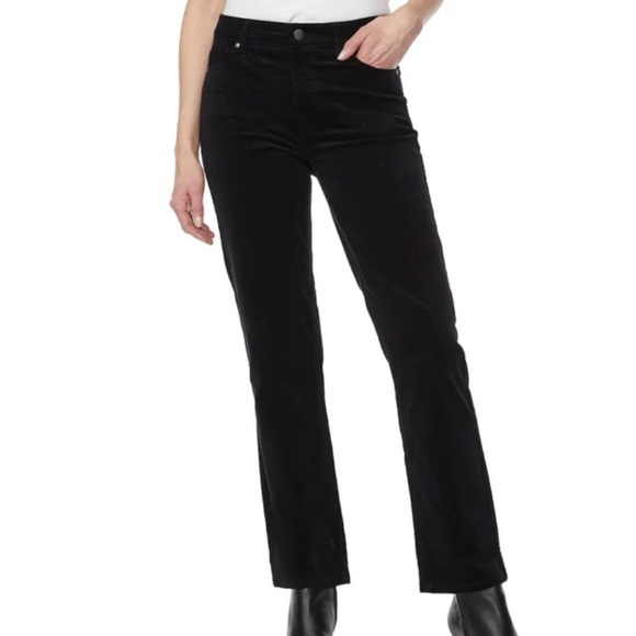 Buffalo David Bitton Pants - Buffalo David Bitton Black
Corduroy Pants NWT Size 6 / 28